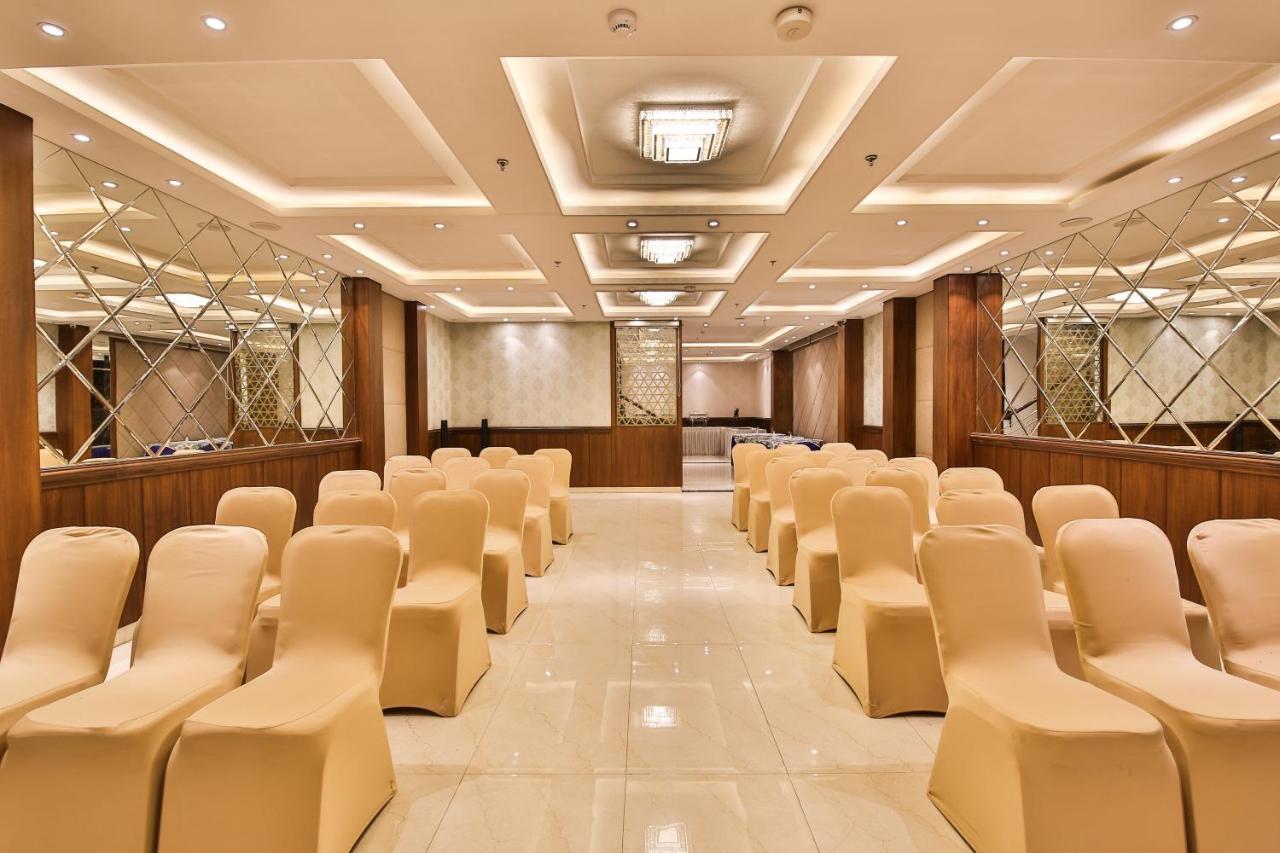 Hotel Sumaditya Τζαϊπούρ Εξωτερικό φωτογραφία
