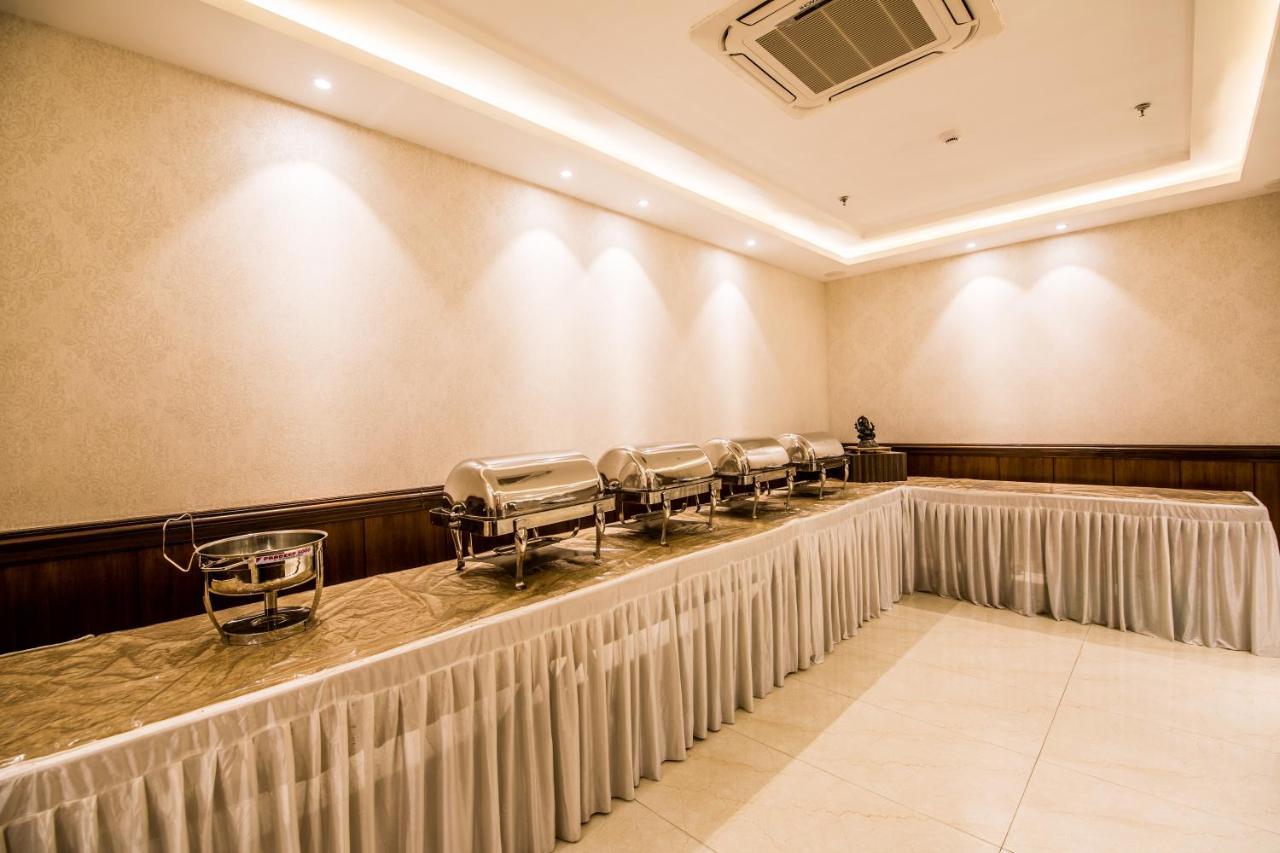Hotel Sumaditya Τζαϊπούρ Εξωτερικό φωτογραφία
