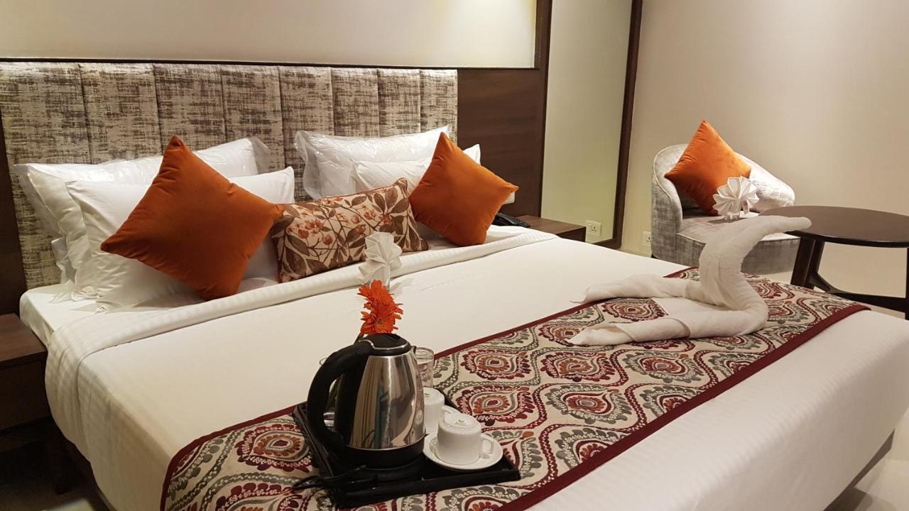 Hotel Sumaditya Τζαϊπούρ Εξωτερικό φωτογραφία