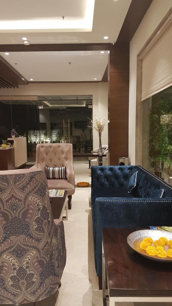 Hotel Sumaditya Τζαϊπούρ Εξωτερικό φωτογραφία