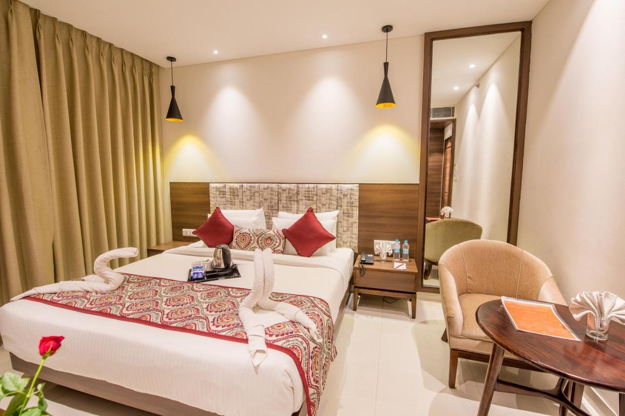 Hotel Sumaditya Τζαϊπούρ Εξωτερικό φωτογραφία